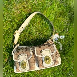 Coach Signature 65th anniversary Legacy Bag Tan Jacquard white patent Leather